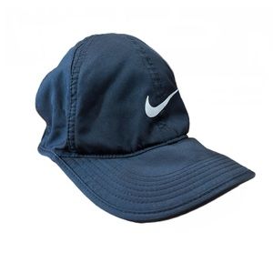 NIKE FEATHERLIGHT DRI-FIT Black Cap Hat White Swoosh Running Tennis Strap back